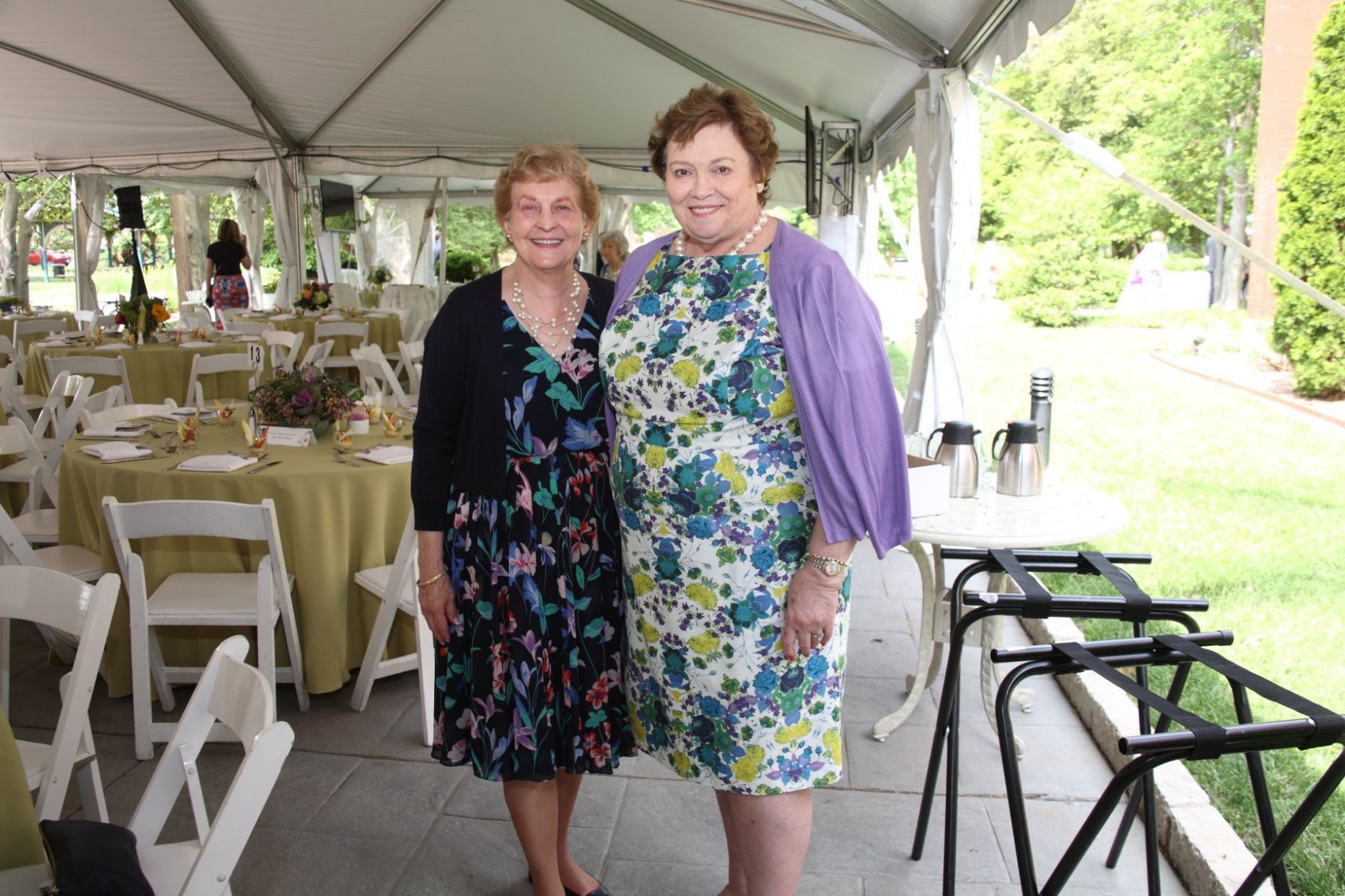Diane Kolar, Glenda Finnie